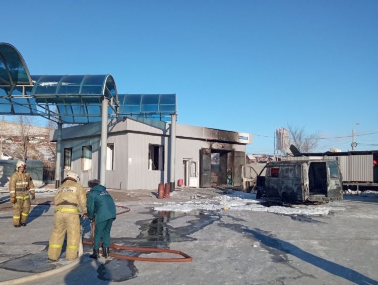 Прокуратура Бурятии проводит проверку по факту взрыва на АЗС в Улан-Удэ