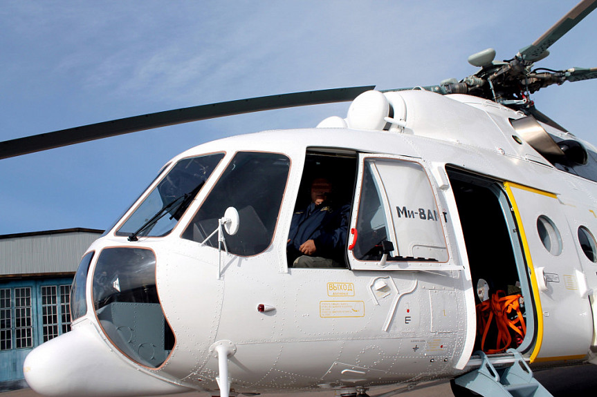 Улан-Удэнский авиазавод передал медицинский вертолет Ми-8АМТ в Тыву