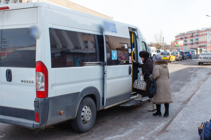 Жители Сотниково добились сохранения прежней цены на проезд в 129-й маршрутке