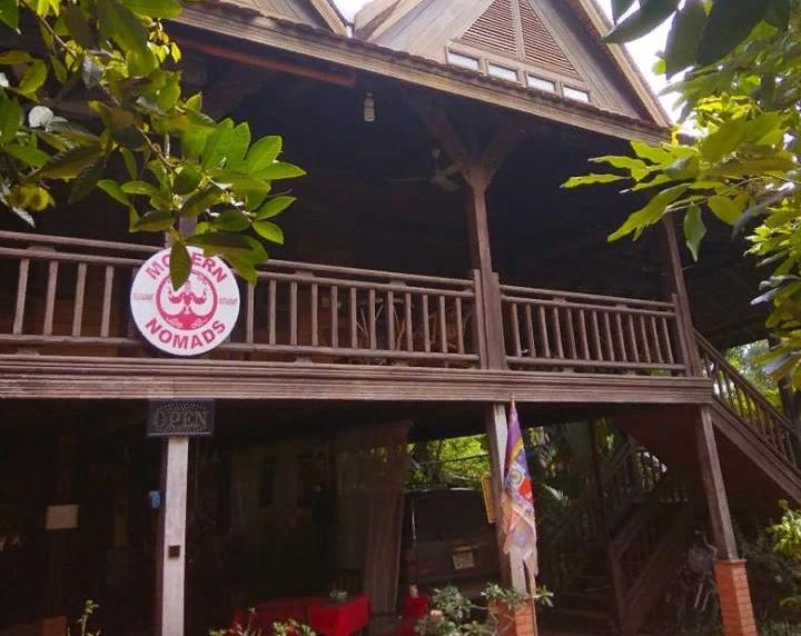 Улан-удэнцы открыли монгольский ресторан в Камбодже